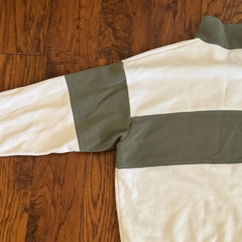Forever 21 Los Angeles Graphic Rugby Pullover in Green/White | size Medium